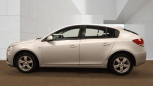 2013 Chevrolet Cruze 1.6 Lt Euro 5 5dr in Silver — image 6