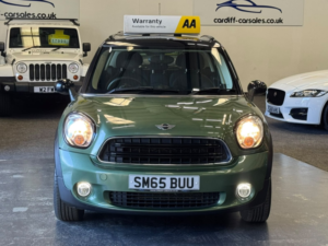 2015 MINI Countryman 1.6 Cooper D Countryman in Green — image 2