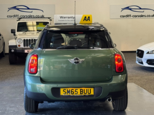 2015 MINI Countryman 1.6 Cooper D Countryman in Green — image 6