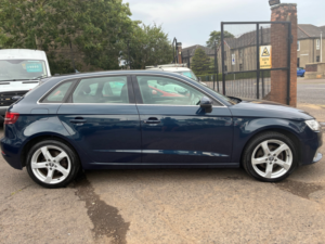 2017 Audi A3 2.0 Tdi Sport Sportback 5dr Diesel S Tronic Auto 6spd Euro 6 (s/s) (150 Ps) in Blue — image 3
