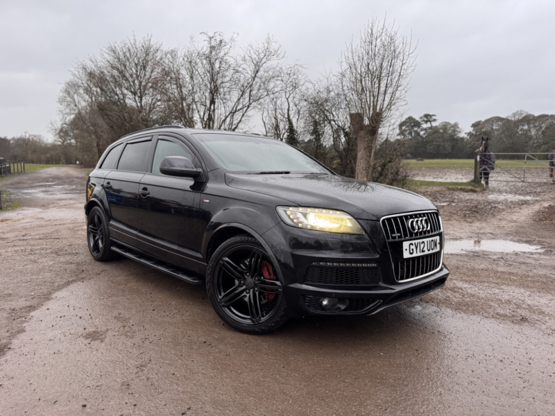 2012 Audi Q7 3.0 Tdi V6 S Line Plus in Black — image 1