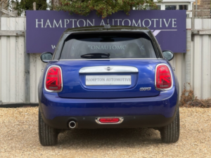 2020 MINI Hatch 1.5 Cooper Exclusive Hatchback 5dr Petrol Steptronic Euro 6 (s/s) (136 Ps) in Blue — image 6