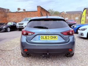 2014 Mazda Mazda3 2.0 Skyactiv-G Sport Nav in Blue — image 5