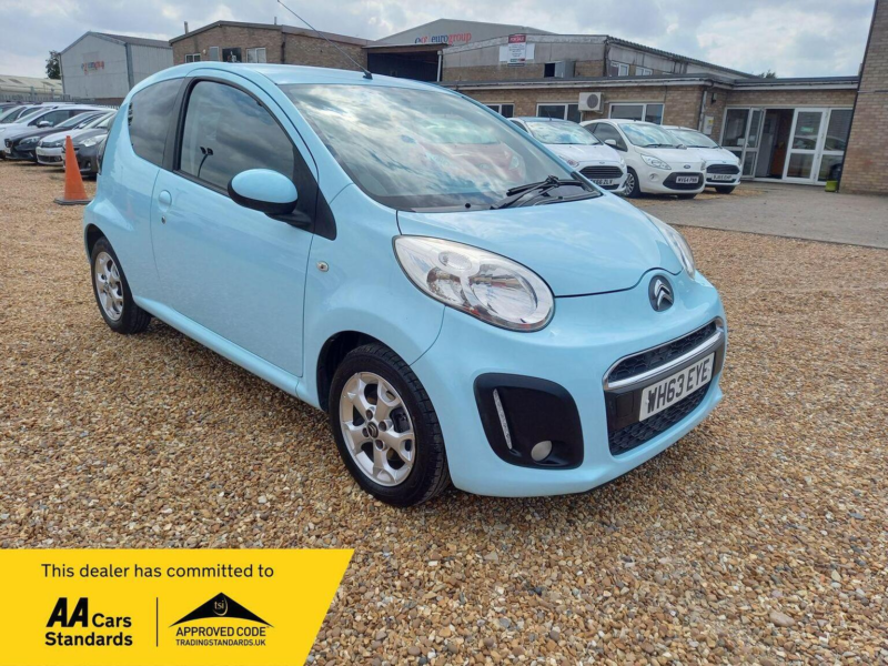 2013 Citroen C1 1.0i Vtr+ Euro 5 3dr in Blue — image 1