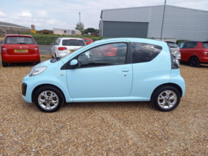2013 Citroen C1 1.0i Vtr+ Euro 5 3dr in Blue — image 4