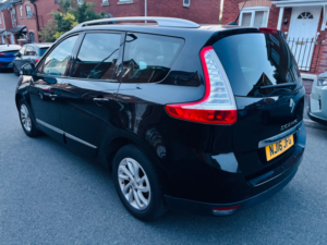 2016 Renault Grand Scenic 1.5 Dci Dynamique Nav MPV 5dr Diesel Auto Euro 6 (110 Ps) in Black — image 6