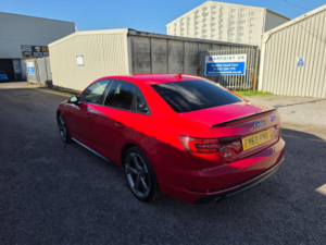 2018 Audi A4 1.4 Tfsi Black Edition S Tronic Euro 6 (s/s) 4dr in Red — image 4