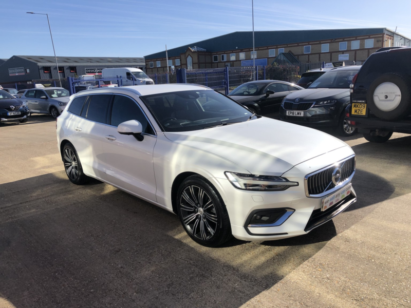 2019 Volvo 1800 in White — image 1