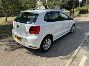 2015 Volkswagen Polo 1.2 Tsi Bluemotion Tech Se in White — image 3