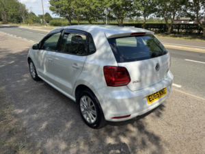 2015 Volkswagen Polo 1.2 Tsi Bluemotion Tech Se in White — image 4