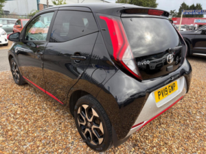 2019 Toyota Aygo 1.0 Vvt-I X-Trend Euro 6 5dr in Black — image 5