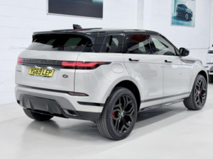 2019 Land Rover Range Rover Evoque 2.0 D180 First Edition in Silver — image 6