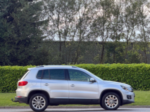 2012 Volkswagen Tiguan 2.0 Tdi Bluemotion Tech Se DSG 4WD Euro 5 (s/s) 5dr in Silver — image 2