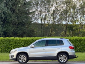 2012 Volkswagen Tiguan 2.0 Tdi Bluemotion Tech Se DSG 4WD Euro 5 (s/s) 5dr in Silver — image 4