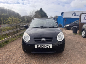 2010 Kia Picanto 1.1 Strike 5dr in Black — image 2