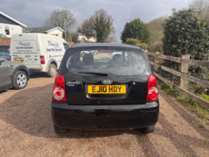 2010 Kia Picanto 1.1 Strike 5dr in Black — image 6
