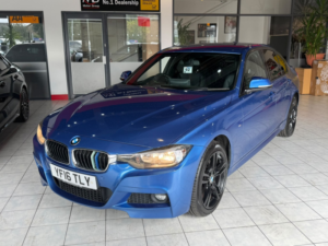 2016 BMW 3 Series 2.0 320d Xdrive M Sport Saloon in Blue — image 4