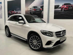 2019 Mercedes-Benz Glc 2.0 Glc250 Amg Line (premium) G-Tronic+ 4matic Euro 6 (s/s) 5dr in White — image 2
