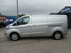 2021 Ford Transit Custom 2.0 300 Ecoblue Limited L2 H1 Euro 6 (s/s) 5dr in Silver — image 4