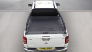 2018 Mitsubishi L200 2.4 Di-D Dc Barbarian in White — image 6