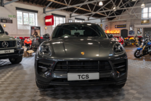 2021 Porsche Macan 3.0t V6 S Pan Roof Sports Exhaust Sports Chrono 21" Alloys in Grey — image 3