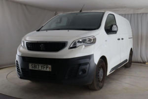 2017 Peugeot Expert 1.6 Bluehdi 1000 Professional Standard Panel Van Mwb Euro 6 6dr in White — image 4