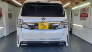 2014 Toyota Vellfire Vellfire Gs 2.4 Auto 7 Seater in White — image 3