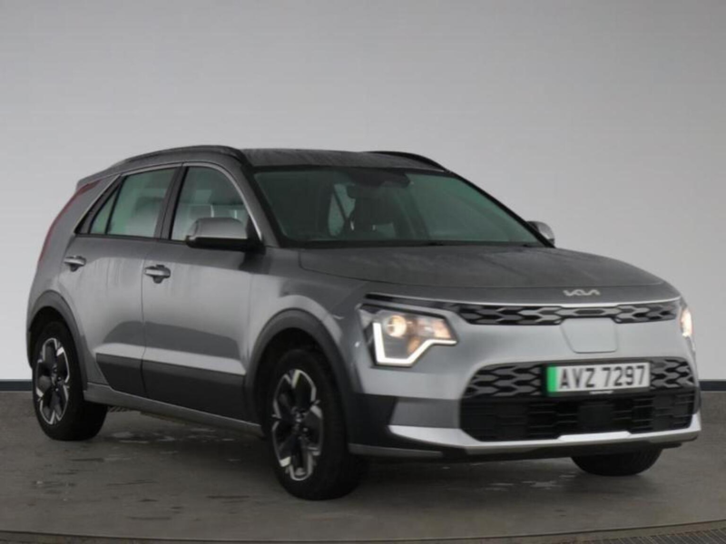 2023 Kia Niro 64.8kwh 2 Auto 5dr in Grey — image 1