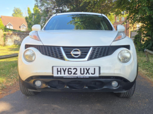 2012 Nissan Juke 1.6 Acenta Premium Euro 5 (s/s) 5dr in White — image 2