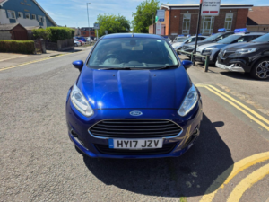 2017 Ford Fiesta 1.0t Ecoboost Titanium Euro 6 (s/s) 5dr in Blue — image 2