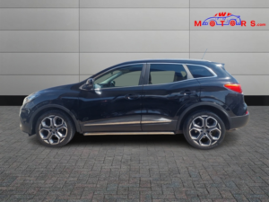 2016 Renault Kadjar 1.6 Dynamique S Nav Dci 130 4WD in Black — image 4