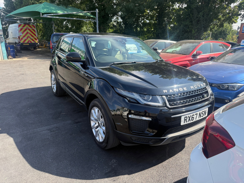 2017 Land Rover Range Rover Evoque 2.0 Td4 Se Tech SUV 5dr Diesel Auto 4WD Euro 6 (s/s) (180 Ps) in Black — image 1