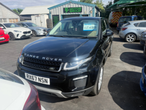 2017 Land Rover Range Rover Evoque 2.0 Td4 Se Tech SUV 5dr Diesel Auto 4WD Euro 6 (s/s) (180 Ps) in Black — image 2