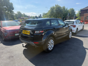2017 Land Rover Range Rover Evoque 2.0 Td4 Se Tech SUV 5dr Diesel Auto 4WD Euro 6 (s/s) (180 Ps) in Black — image 4