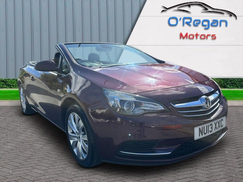 2013 Vauxhall Cascada 1.4t Se Euro 5 (s/s) 2dr in Red — image 1