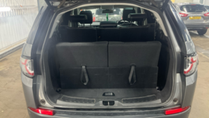 2018 Land Rover Discovery Sport Td4 Hse in Grey — image 2