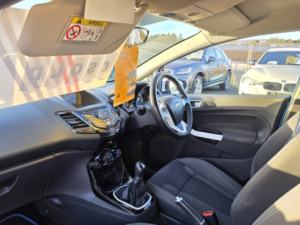 2016 Ford Fiesta 1.25 Zetec Blue Edition Hatchback 5dr Petrol Manual Euro 6 (82 Ps) in Blue — image 6