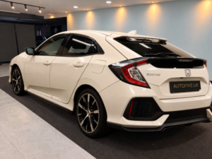 2017 Honda Civic 1.0 Vtec Turbo Sr in White — image 4