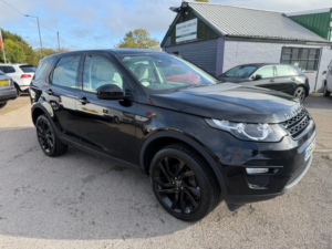 2014 Land Rover Discovery Sport Sd4 Se Tech in Black — image 3