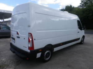 2018 Nissan Nv400 Dci Se Hr Lwb Refrigerated Van in White — image 6