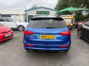 2016 Audi Sq5 3.0 Bitdi V6 Plus SUV 5dr Diesel Tiptronic Quattro Euro 6 (s/s) (340 Ps) in Blue — image 4