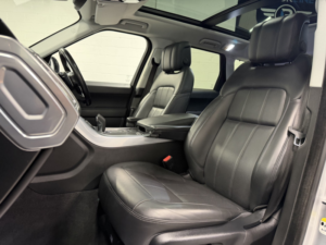 2019 Land Rover Range Rover Sport 3.0 Sd V6 Hse Dynamic in Silver — image 3