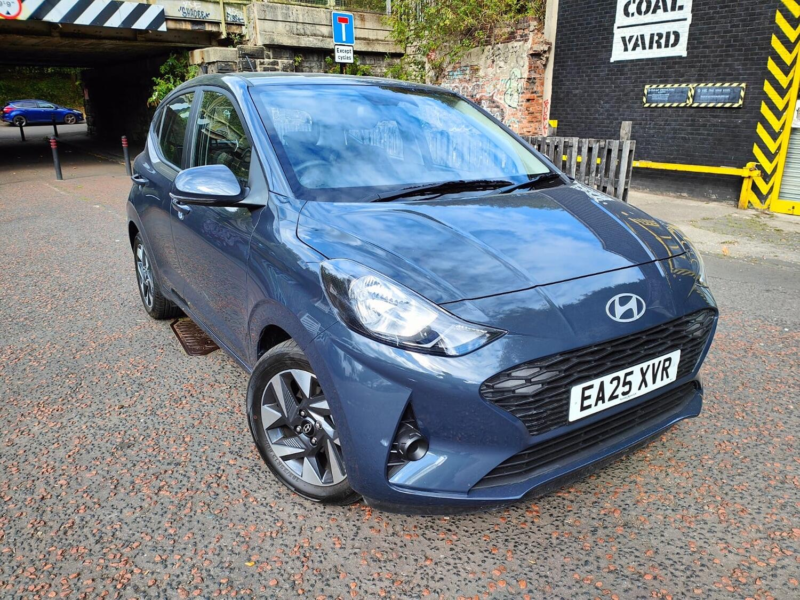 2025 Hyundai I10 1.0 Advance in Grey — image 1