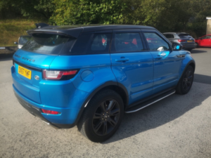 2017 Land Rover Range Rover Evoque 2.0 Td4 Landmark in Blue — image 6