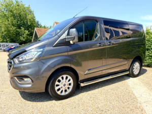 2018 Ford Transit Custom 2.0 300 Ecoblue Limited Crew Van Double Cab 5dr Diesel Manual L1 H1 Euro 6 (6 Seat) (130 Ps) in Grey — image 3