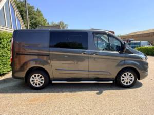 2018 Ford Transit Custom 2.0 300 Ecoblue Limited Crew Van Double Cab 5dr Diesel Manual L1 H1 Euro 6 (6 Seat) (130 Ps) in Grey — image 5