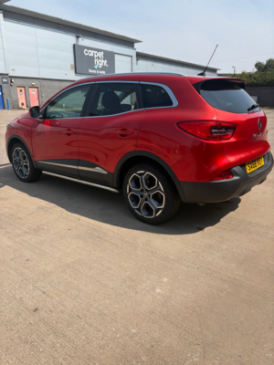 2018 Renault Kadjar 1.3 Tce Dynamique S Nav SUV 5dr Petrol Manual Euro 6 (s/s) (140 Ps) in Red — image 3