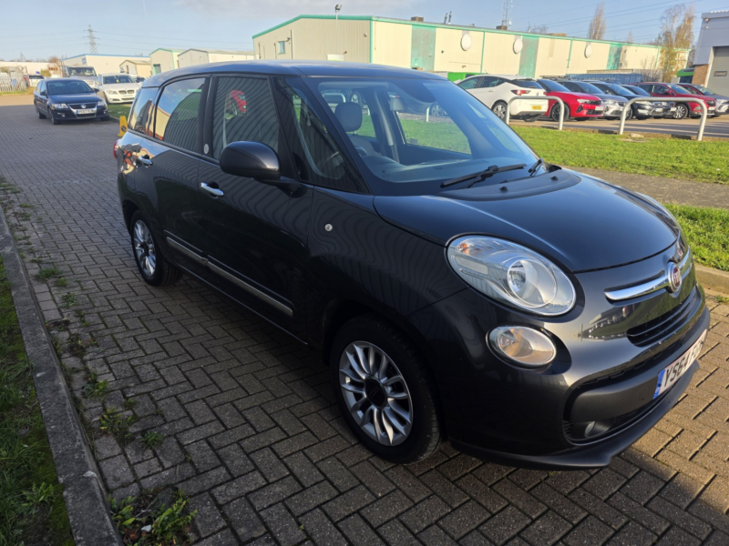 2014 Fiat 500l 1.3 500l Mpw Lounge 1.3 Multijet 85hp in Grey — image 1