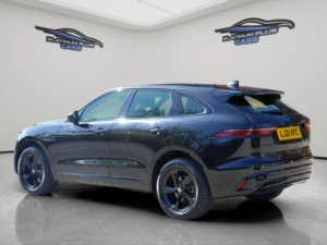2021 Jaguar F-Pace 2.0 D200 Mhev R-Dynamic S Auto AWD Euro 6 (s/s) 5dr in Black — image 3