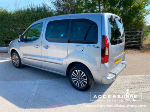 2019 Peugeot Partner Tepee 1.6 Hdi Active Horizon Rs in Grey — image 3